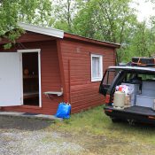 Unsere Hütte, etwas kleiner, als die letzte befestigte Unterkunft